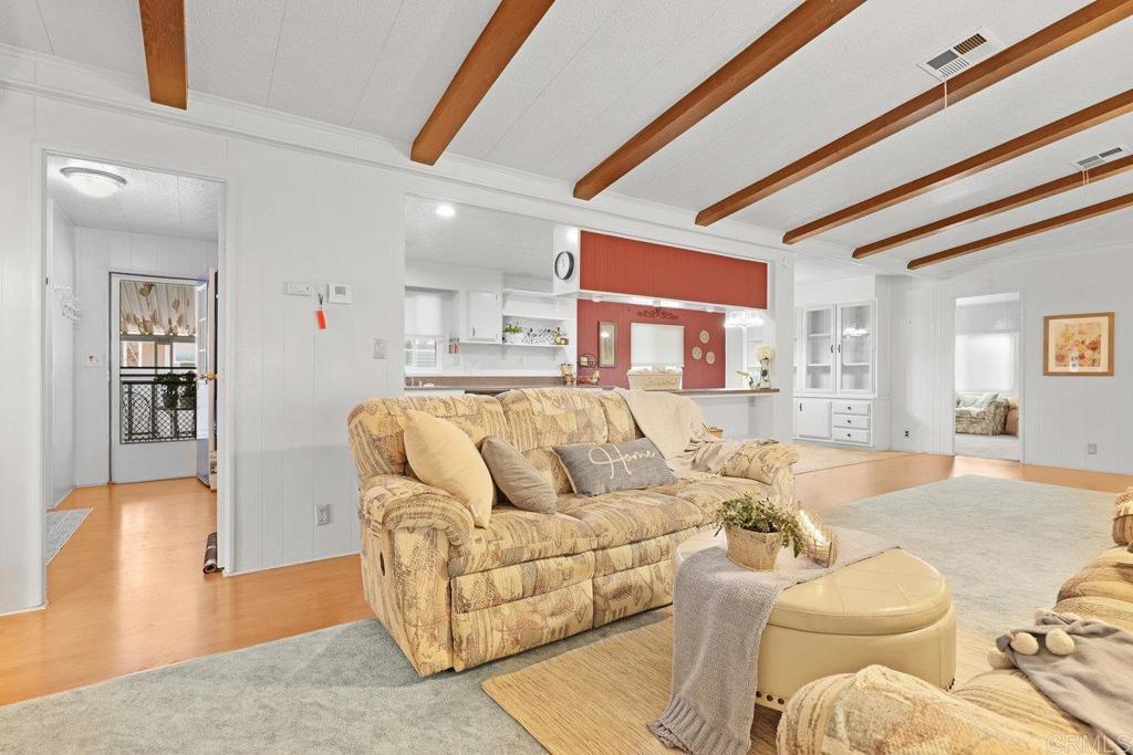 Properties 4 9255 N Magnolia Avenue 41