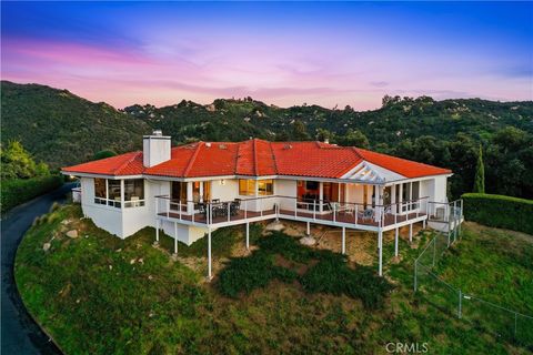 2366 Green Valley Fallbrook CA 92028