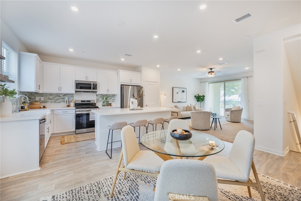 1609 Fig Tree Way