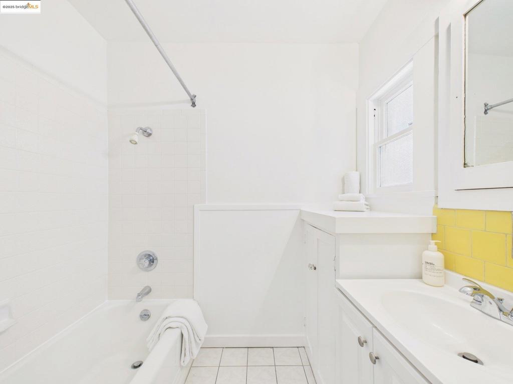 ALAMEDA - Residential