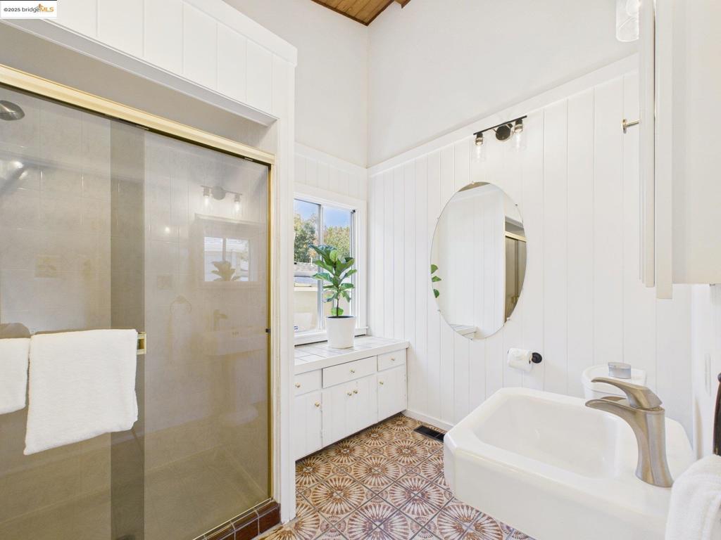 ALAMEDA - Residential