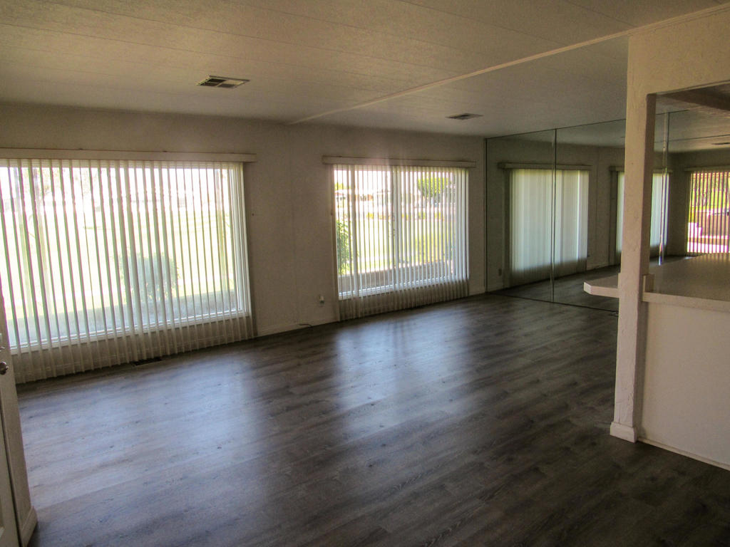 Palm Desert Greens - Manufactured In Park