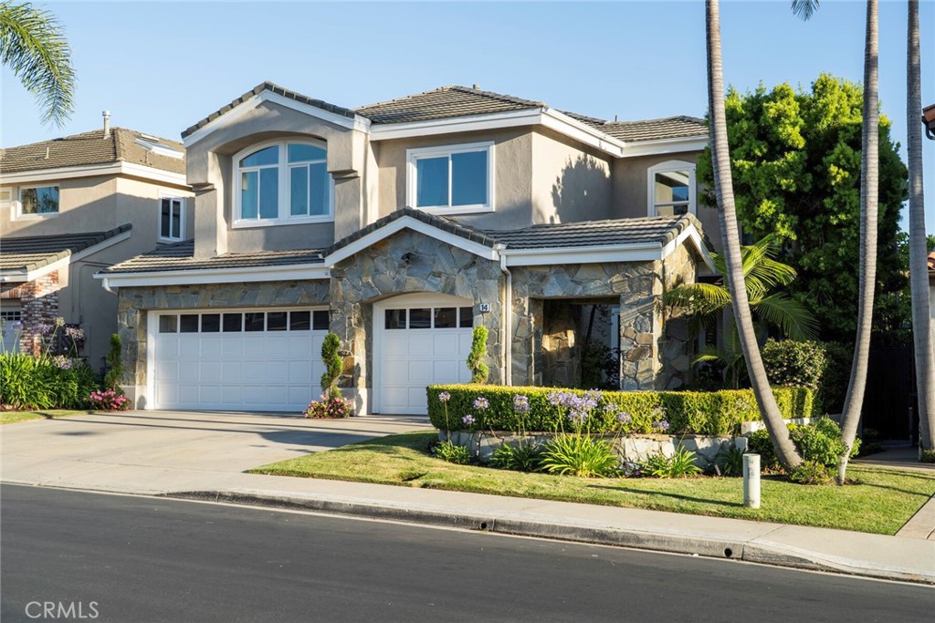 14 Glastonbury Place