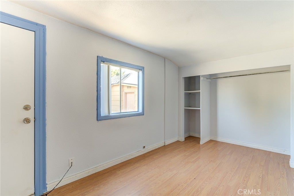 219 S California
