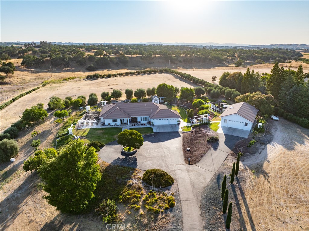 5570 Rancho La Loma Linda Drive