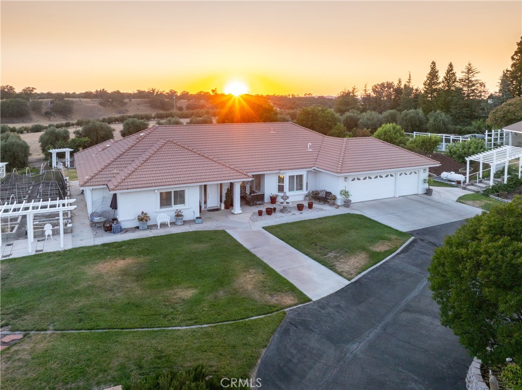 5570 Rancho La Loma Linda Drive