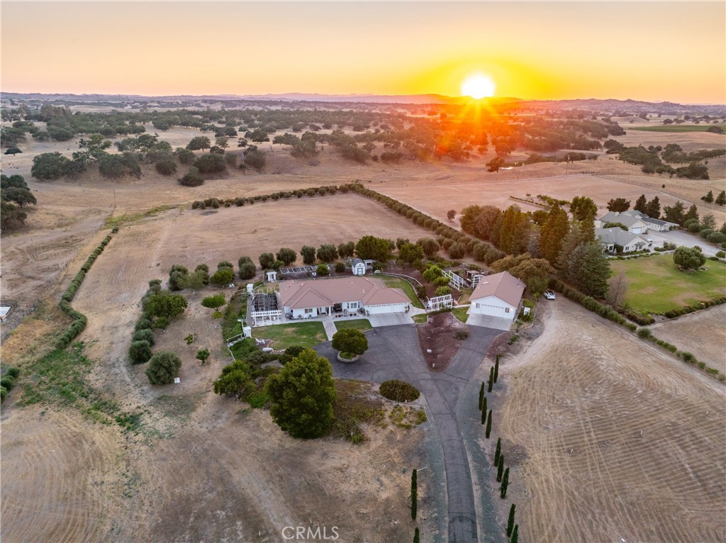 5570 Rancho La Loma Linda Drive