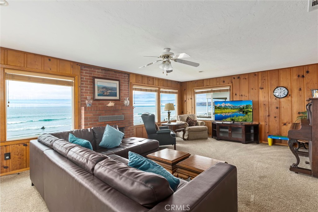 Strand (530) - Residential