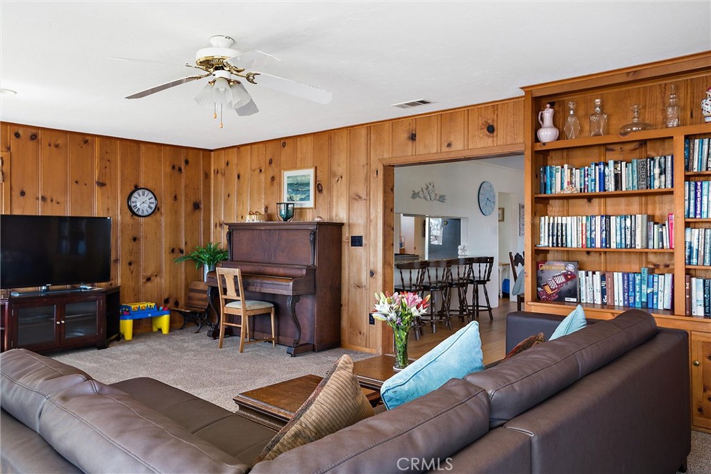 Strand (530) - Residential