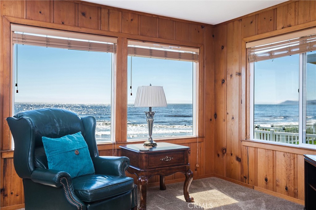 Strand (530) - Residential