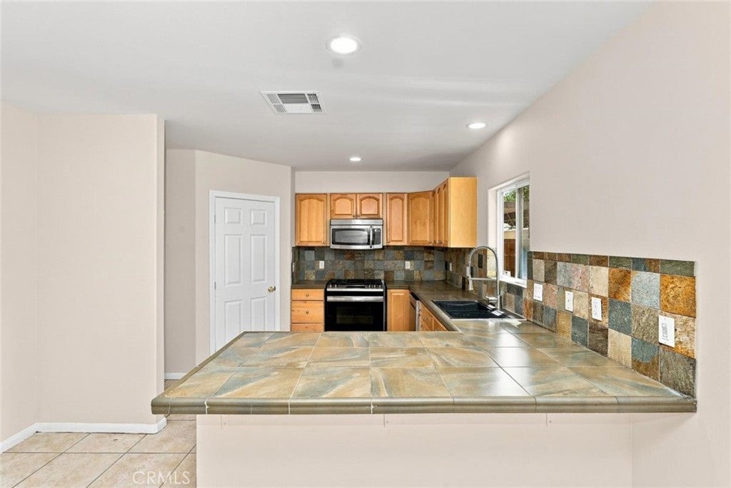 33275 Campus Lane