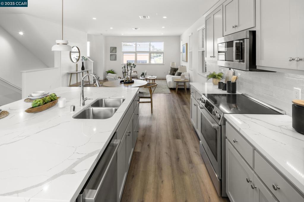 SAN PABLO PROP - Residential