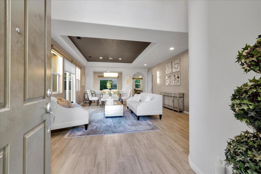 52195 Shining Star Lane