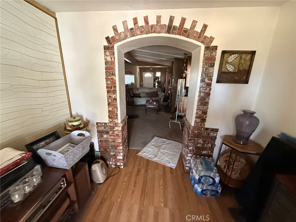 19536 Valle Vista Road