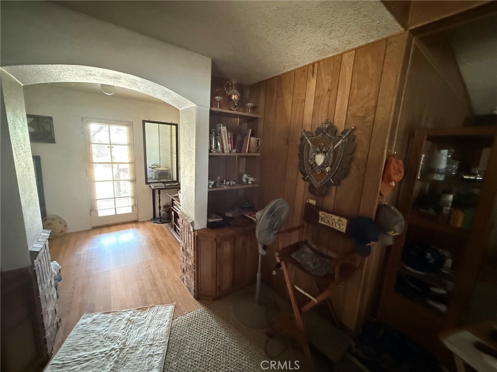 19536 Valle Vista Road