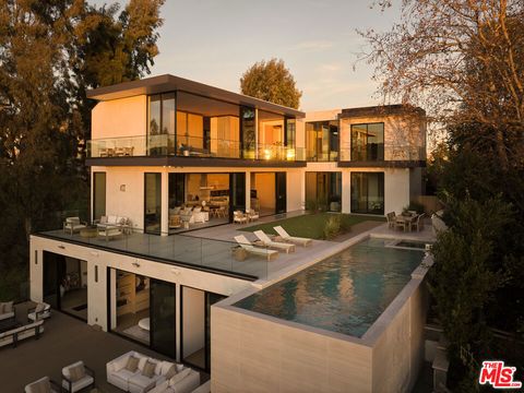 1149 Linda Flora Drive Los Angeles CA 90049