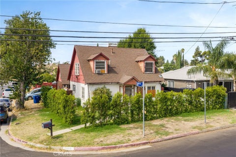 Photo of 11403 Eldridge Avenue, Sylmar, CA 91342 (MLS # GD26190623)