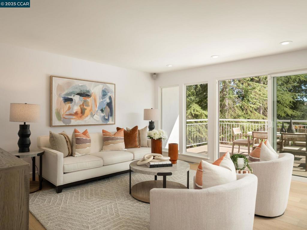CAMEO ACRES - Residential