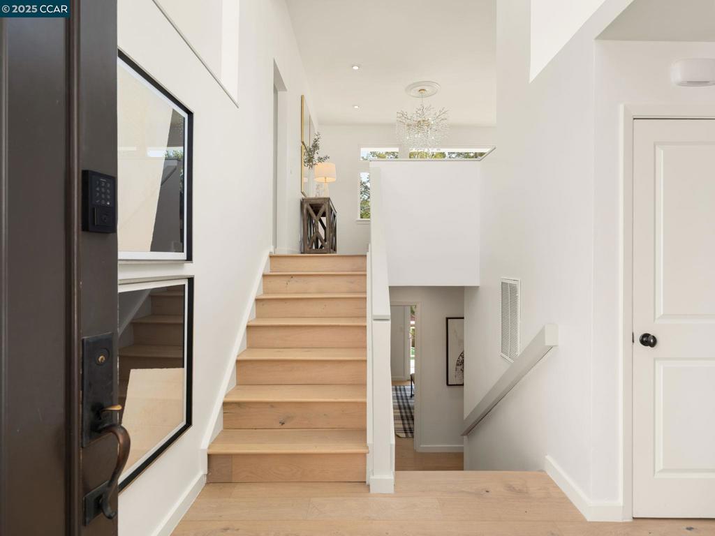 CAMEO ACRES - Residential