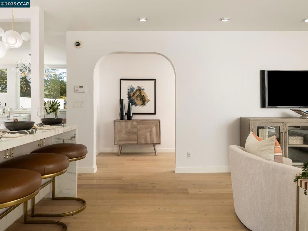 CAMEO ACRES - Residential