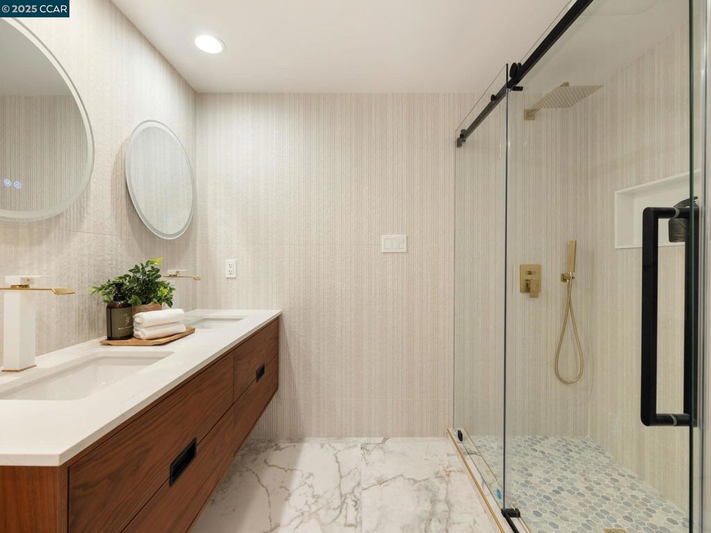 CAMEO ACRES - Residential