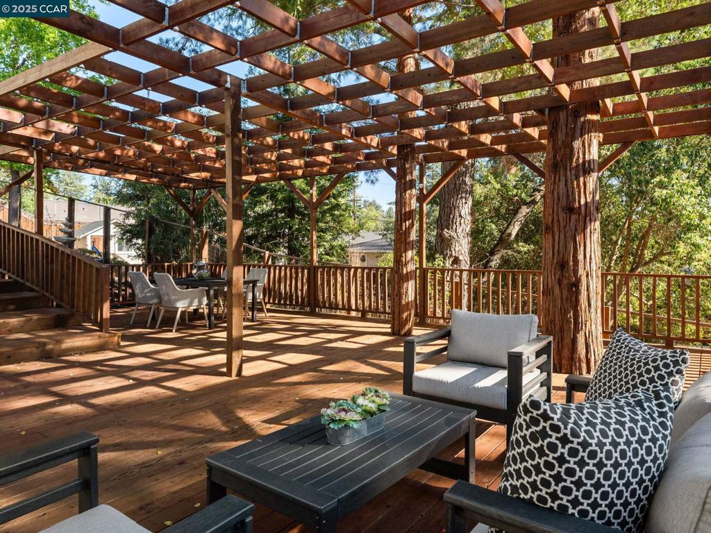 CAMEO ACRES - Residential