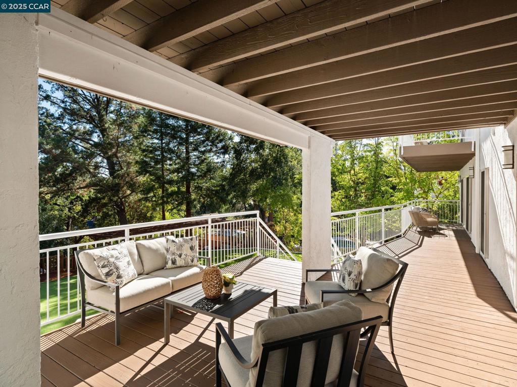 CAMEO ACRES - Residential