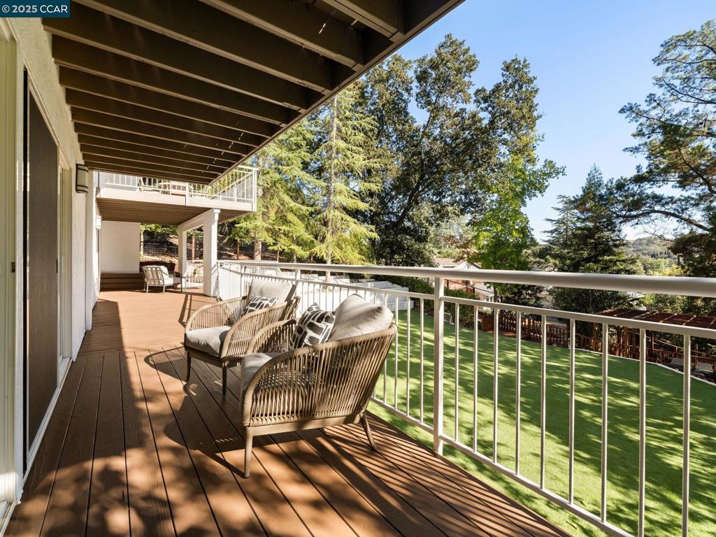 CAMEO ACRES - Residential