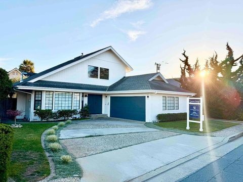 Photo of 4730 Garnet Street, Capitola, CA 95010 (MLS # ML82027895)