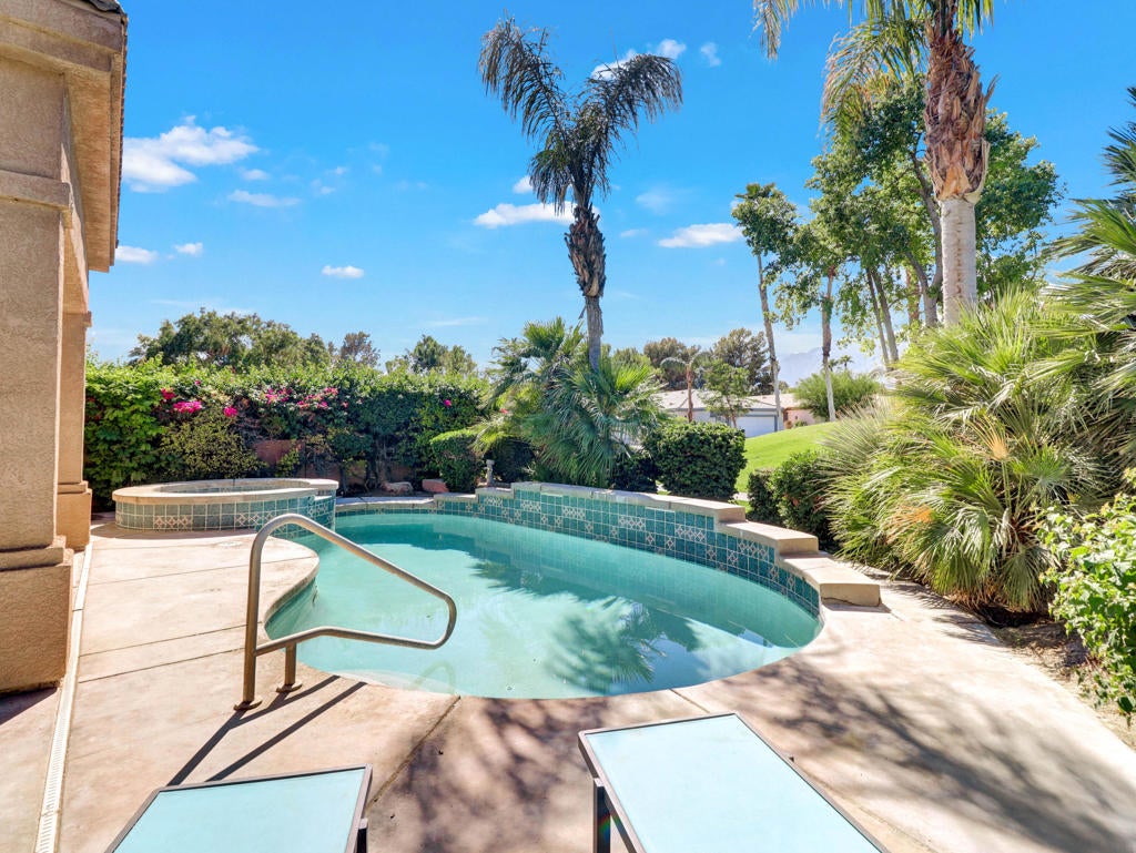 29887 W Trancas Drive