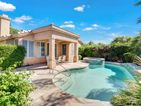 Photo of 29887 W Trancas Drive, Cathedral City, CA 92234 (MLS # 219153968DA)
