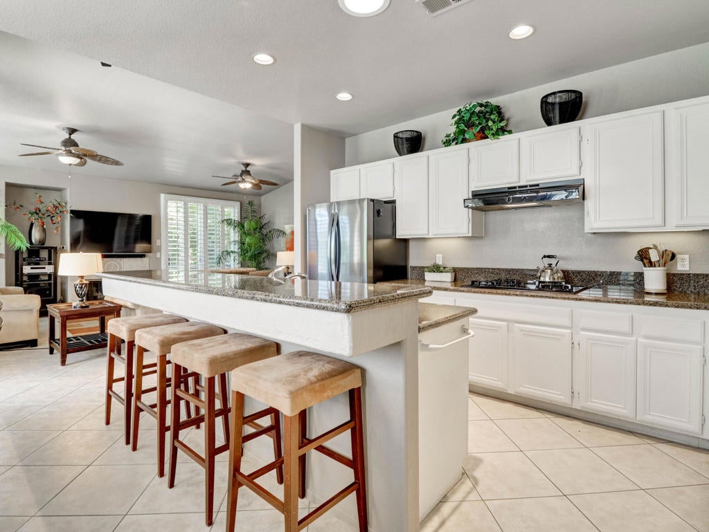 29887 W Trancas Drive