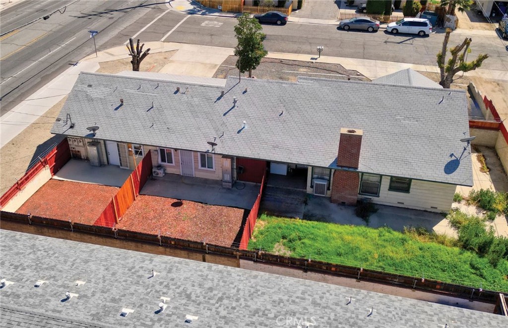 1220 E Campus Way