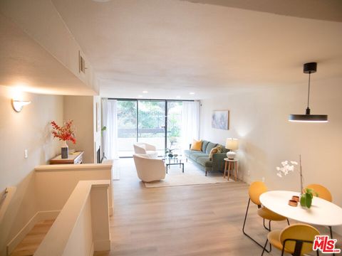 Photo of 1900 Vine Street #214, Los Angeles, CA 90068 (MLS # 26829717)