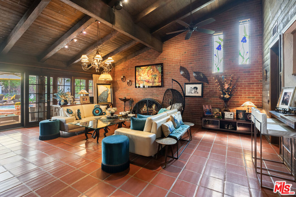 4152 Falling Leaf Drive