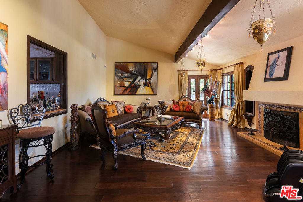 4152 Falling Leaf Drive
