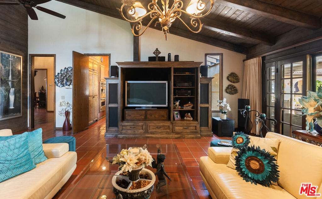 4152 Falling Leaf Drive
