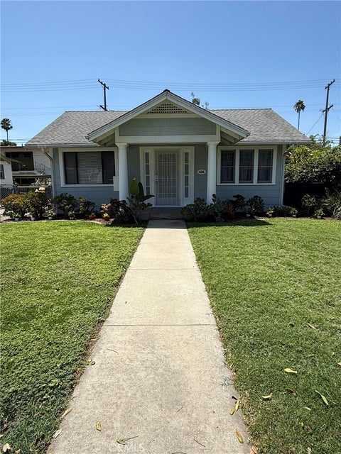 Photo of 436 W Elk AVE, Glendale, CA 91204 (MLS # GD26162396)