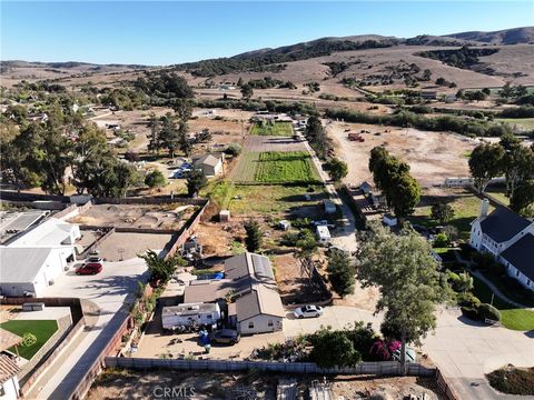 Photo of 1418 Solomon Road, Santa Maria, CA 93455 (MLS # PI25207086)