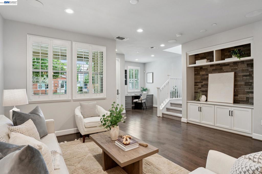 244 Fennel Way