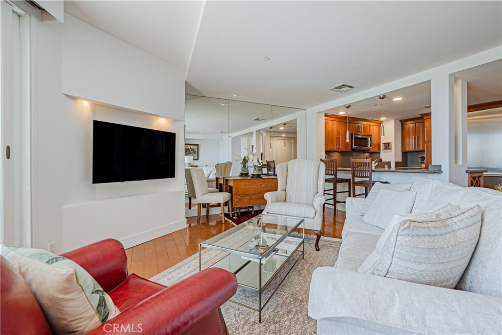 850 E Ocean Boulevard 210