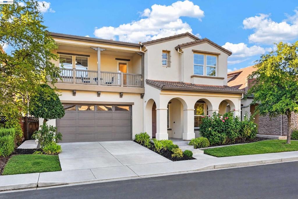 3063 Ridgefield Ct