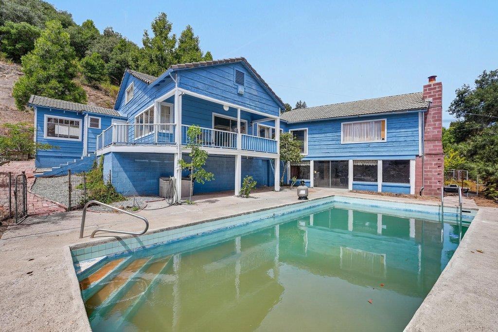 4180 Glenwood Drive