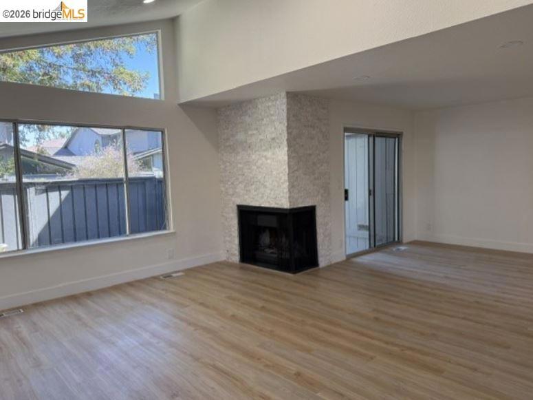 7386 Tulare Hill Dr