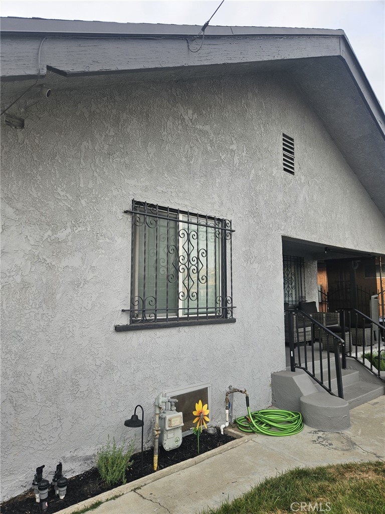 437 W 58th Street