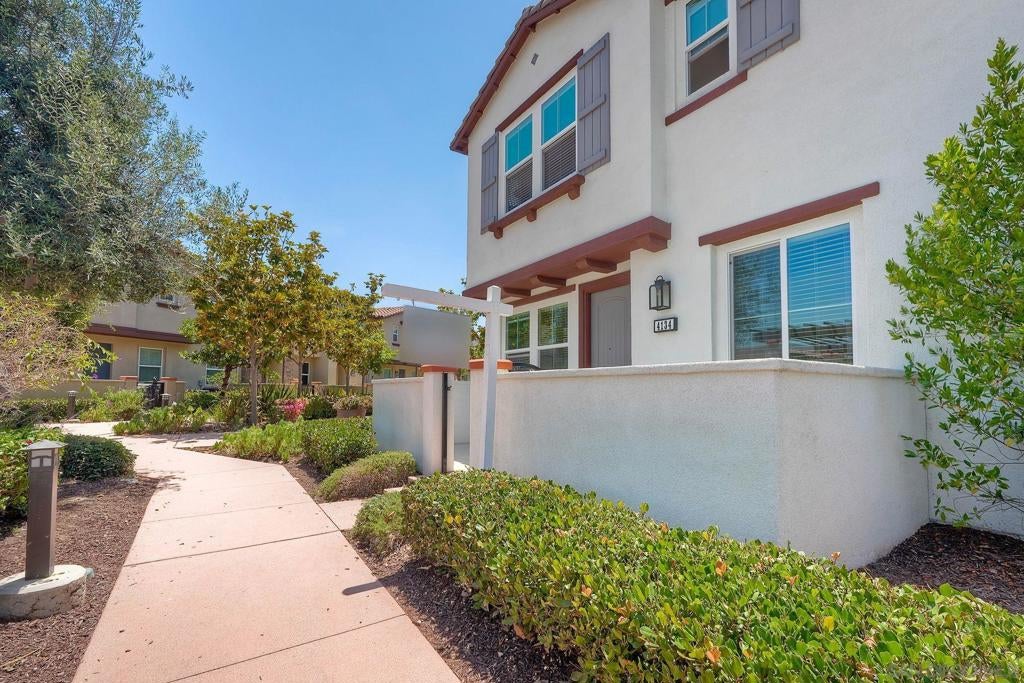 4134 Vela Way