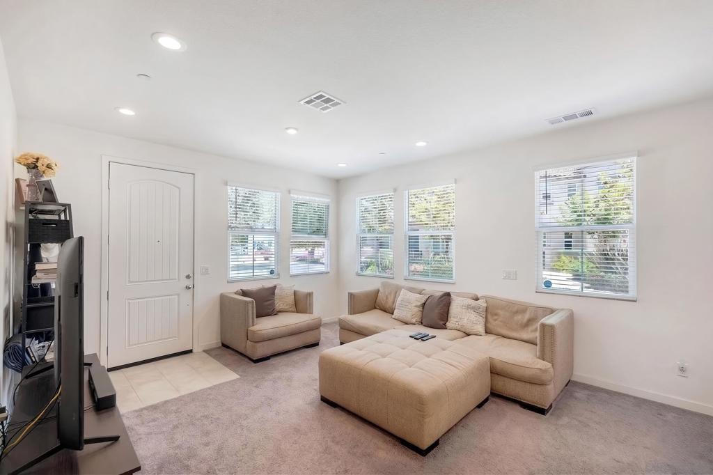 4134 Vela Way