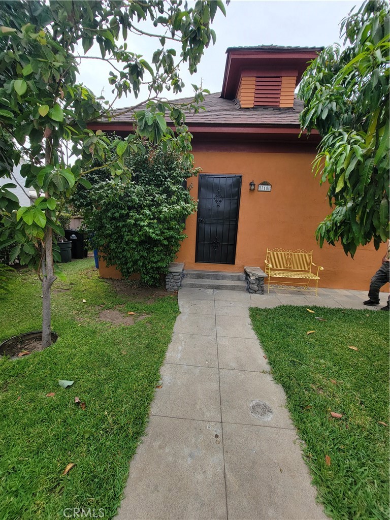 718 S Vine Avenue A