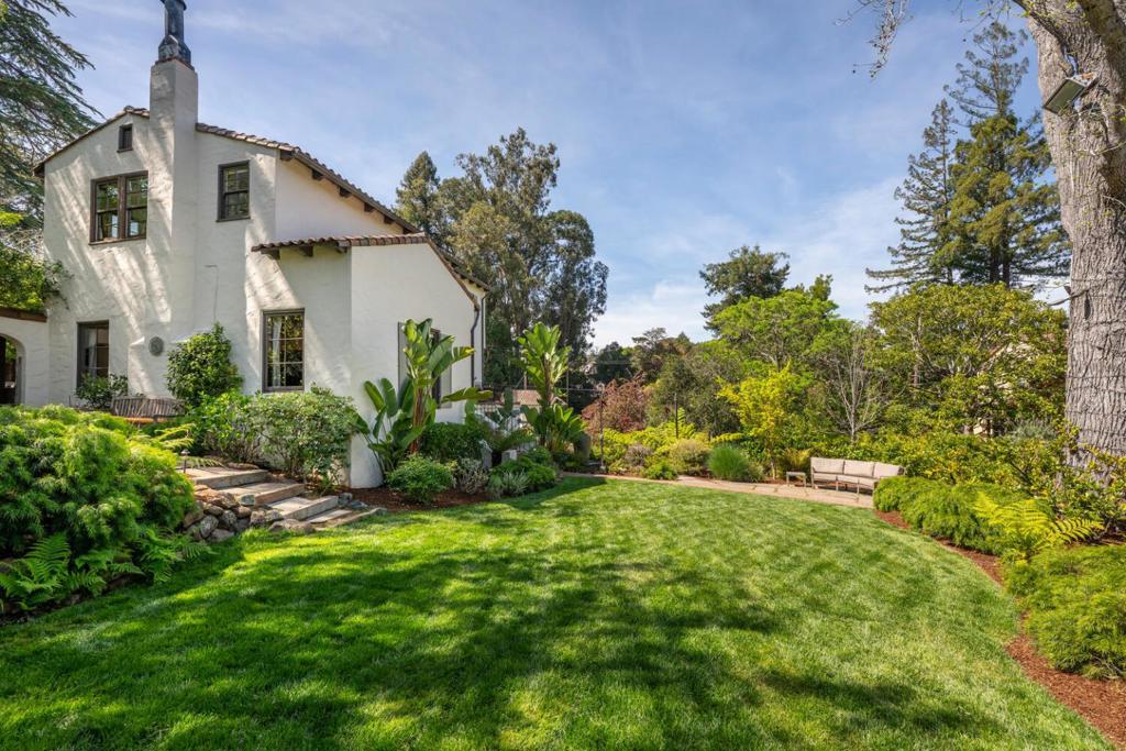 973 Baileyana Road
