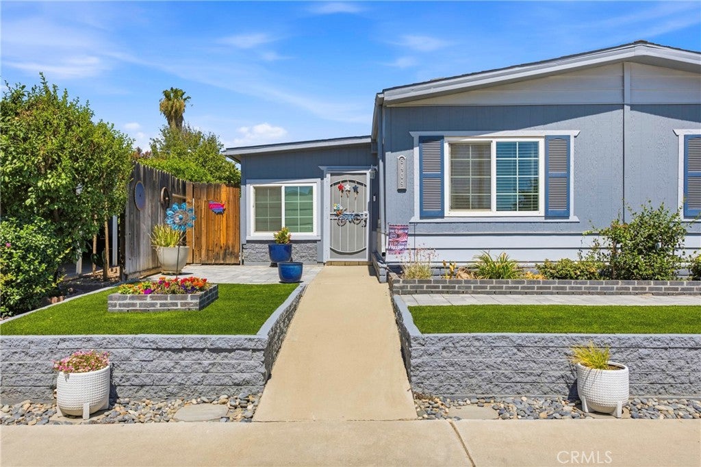 5409 Fountain View Way